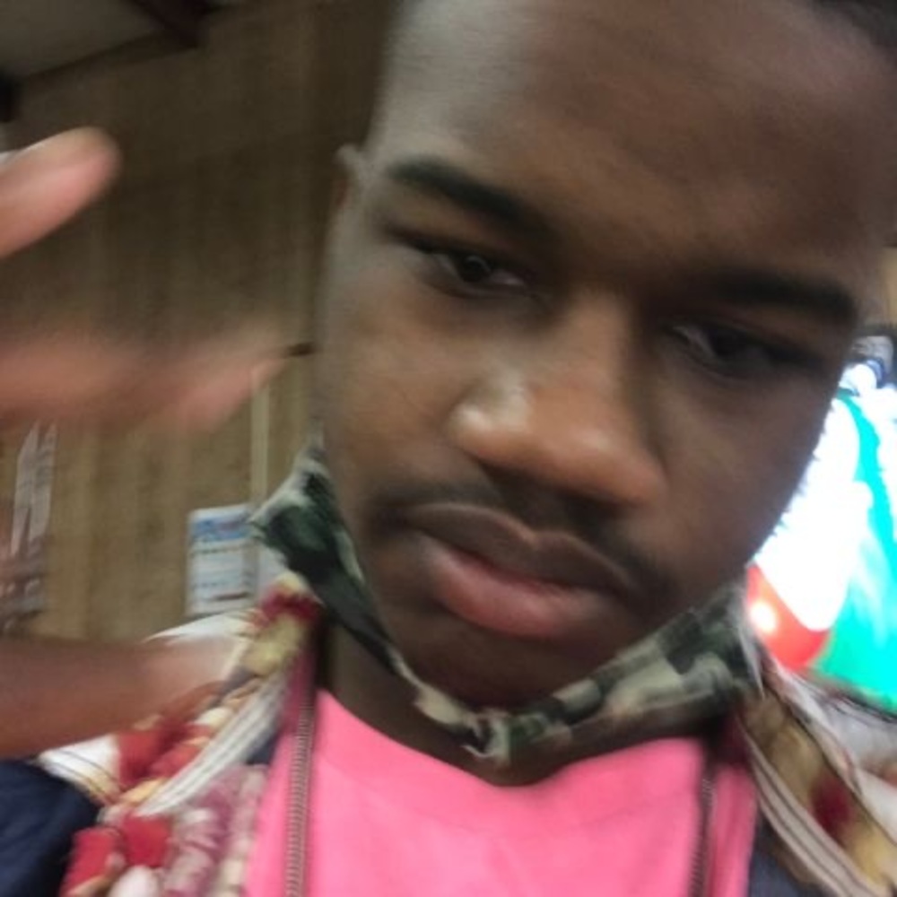 Meet your Posher, Omari